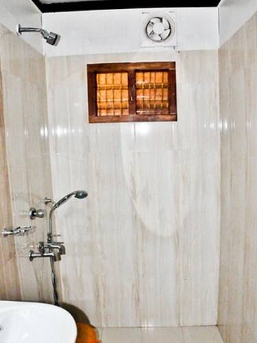 Meridian Houseboat, Alleppey 2